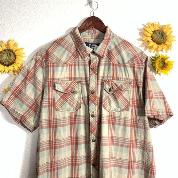 The North Face Button Down Double Pocket Vintage Men’s Shirt Size XL - Picture 2 of 9